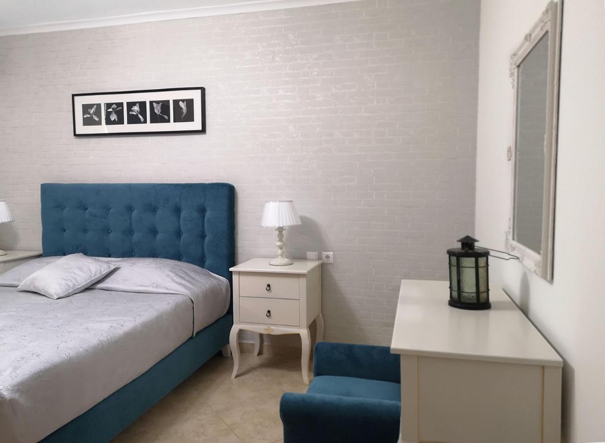Pirofani Villa Apartments Apolpaina Екстер'єр фото