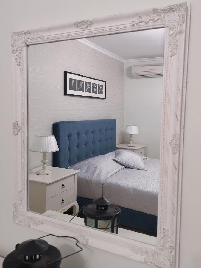 Pirofani Villa Apartments Apolpaina Екстер'єр фото
