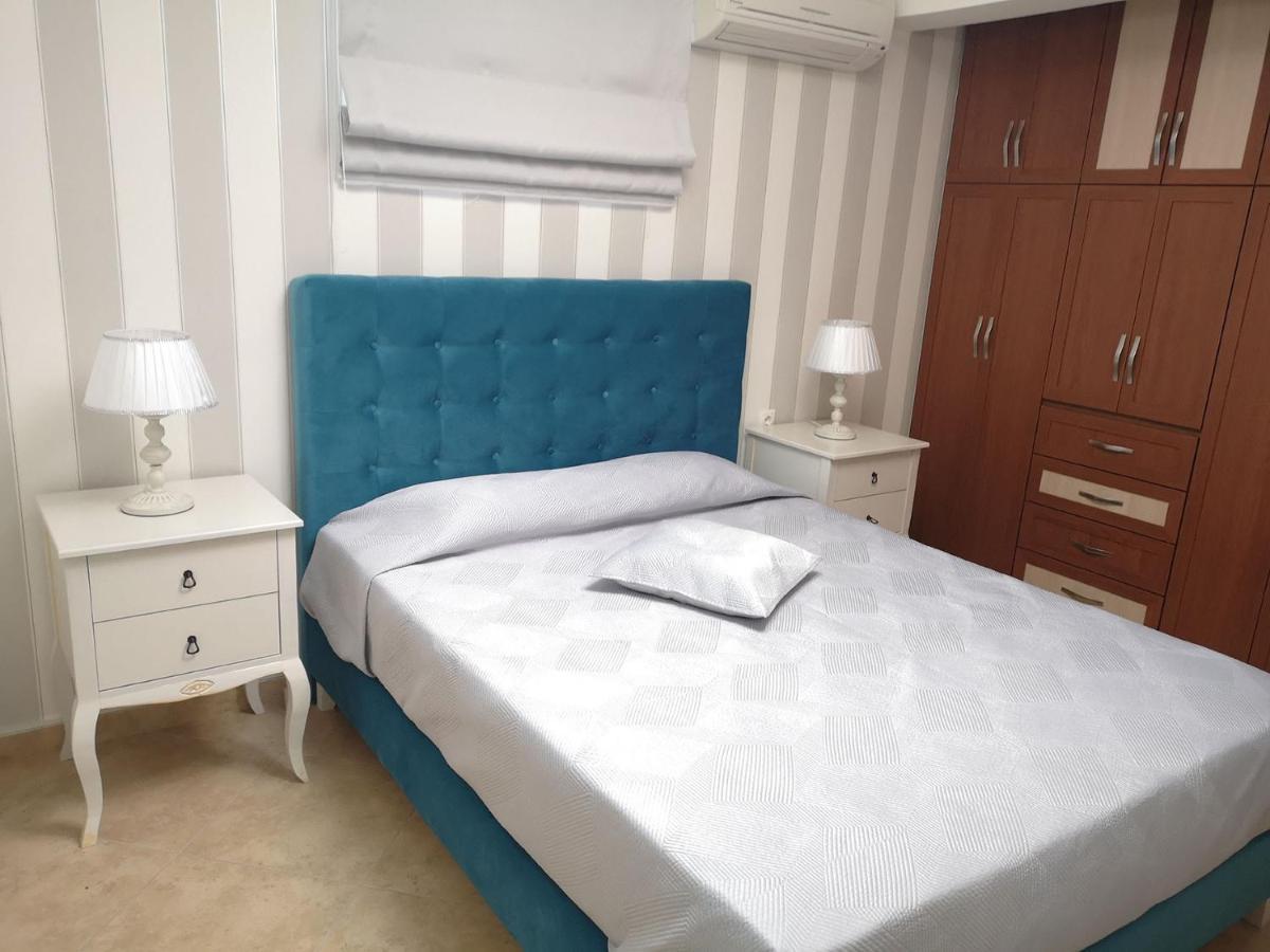 Pirofani Villa Apartments Apolpaina Екстер'єр фото