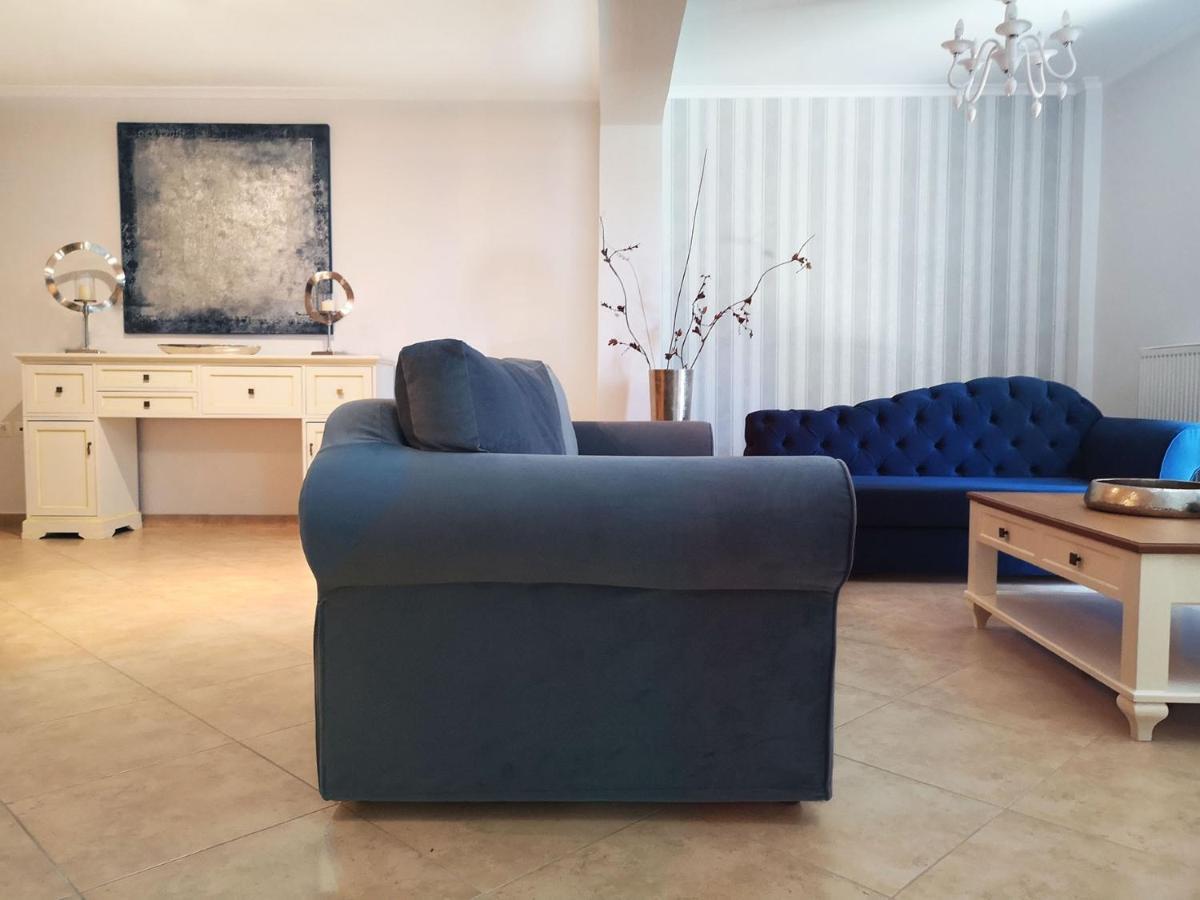 Pirofani Villa Apartments Apolpaina Екстер'єр фото