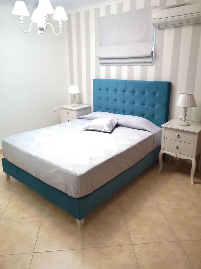 Pirofani Villa Apartments Apolpaina Екстер'єр фото