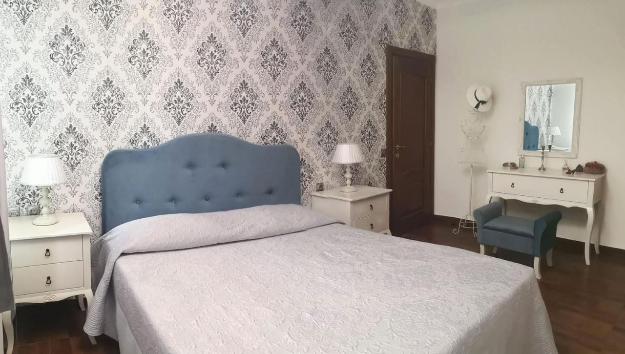 Pirofani Villa Apartments Apolpaina Екстер'єр фото