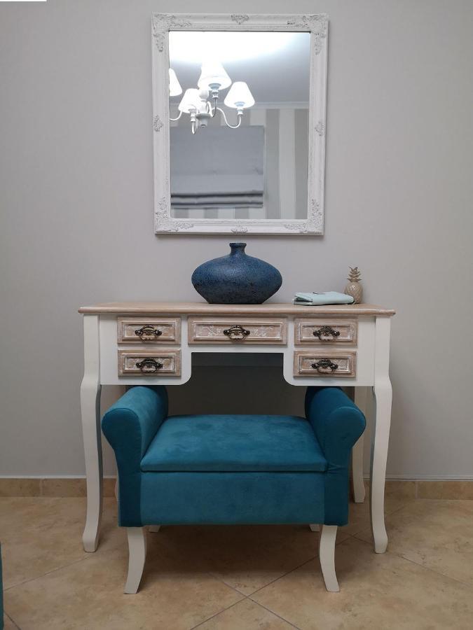 Pirofani Villa Apartments Apolpaina Екстер'єр фото