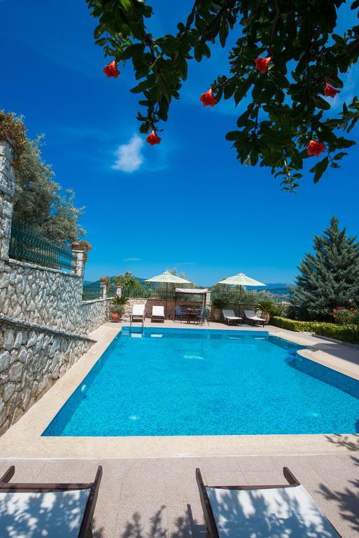 Pirofani Villa Apartments Apolpaina Екстер'єр фото